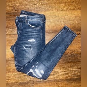 American Eagle Super Stretch ripped Jeggings size 10